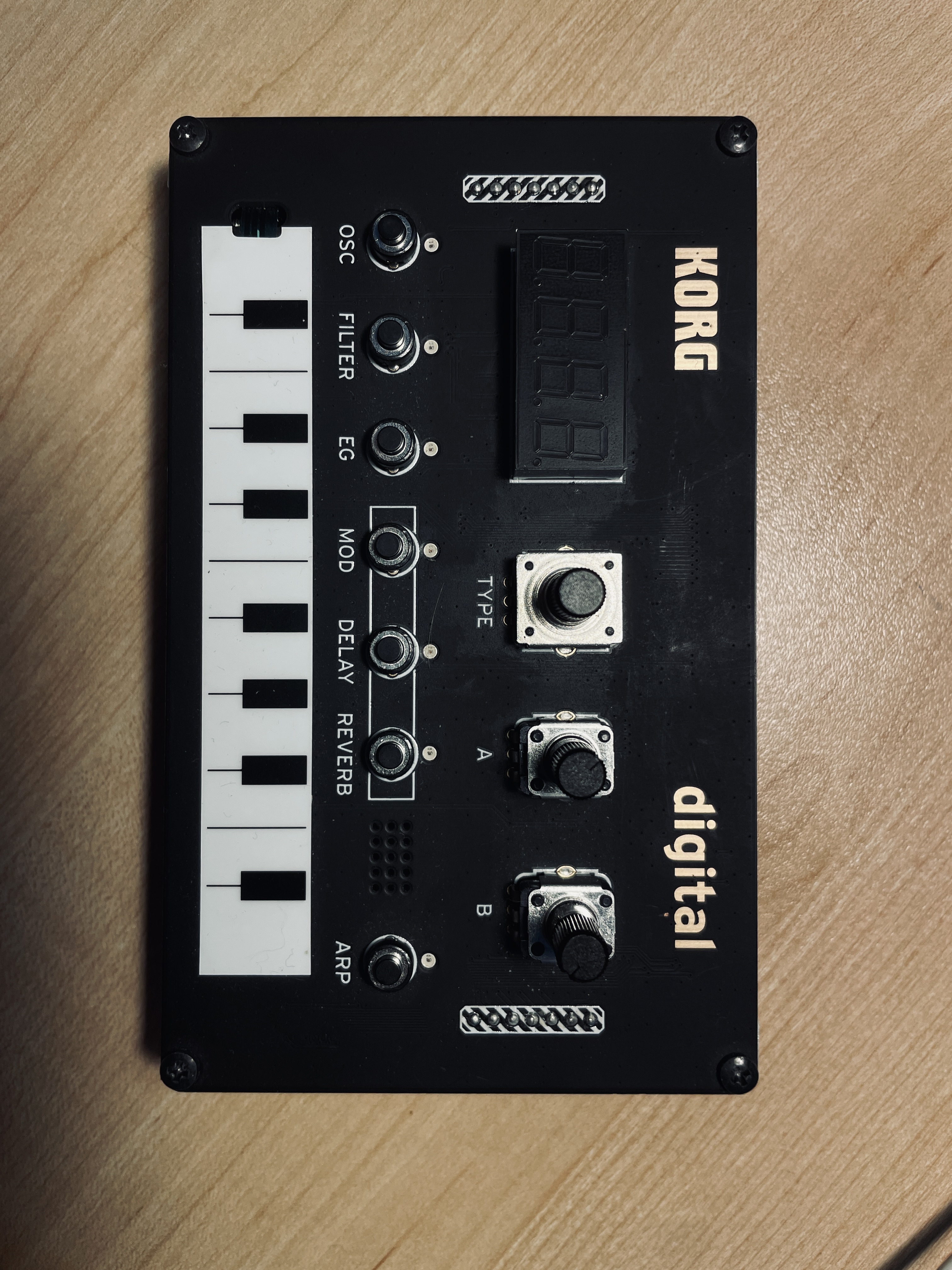 Korg synth Picture